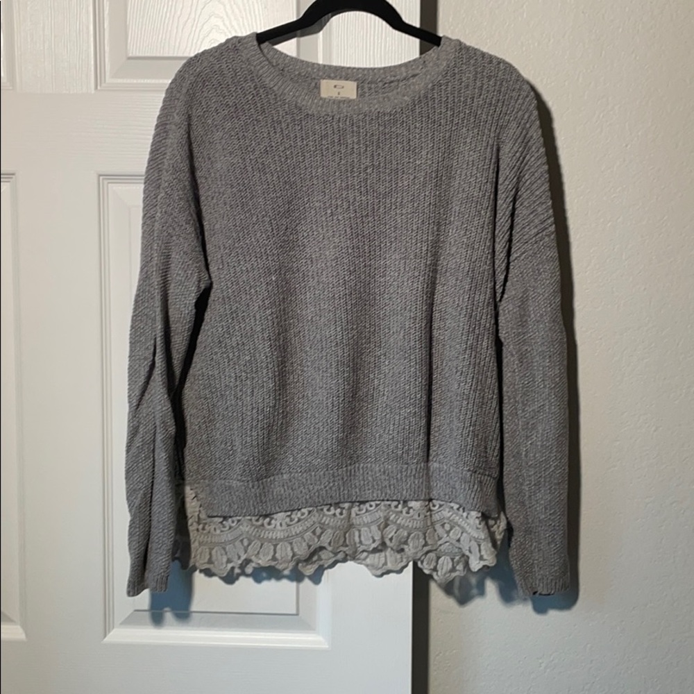 PINS & NEEDLES knit sweater with lace trim